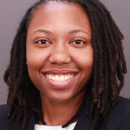 Danielle Sharpe Headshot