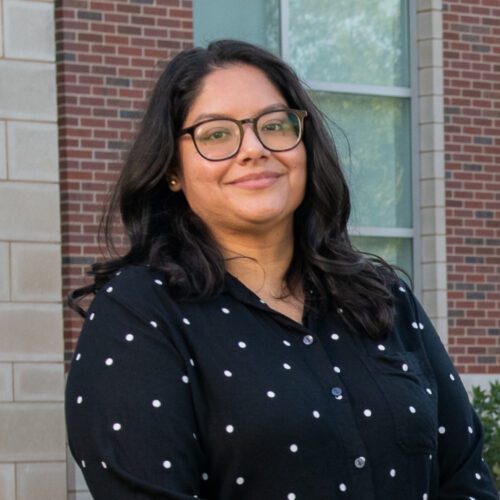 Maggie León-Corwin Headshot