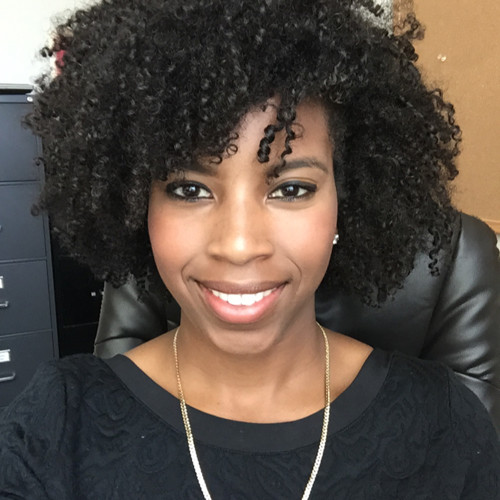 De'Noia Woods Headshot